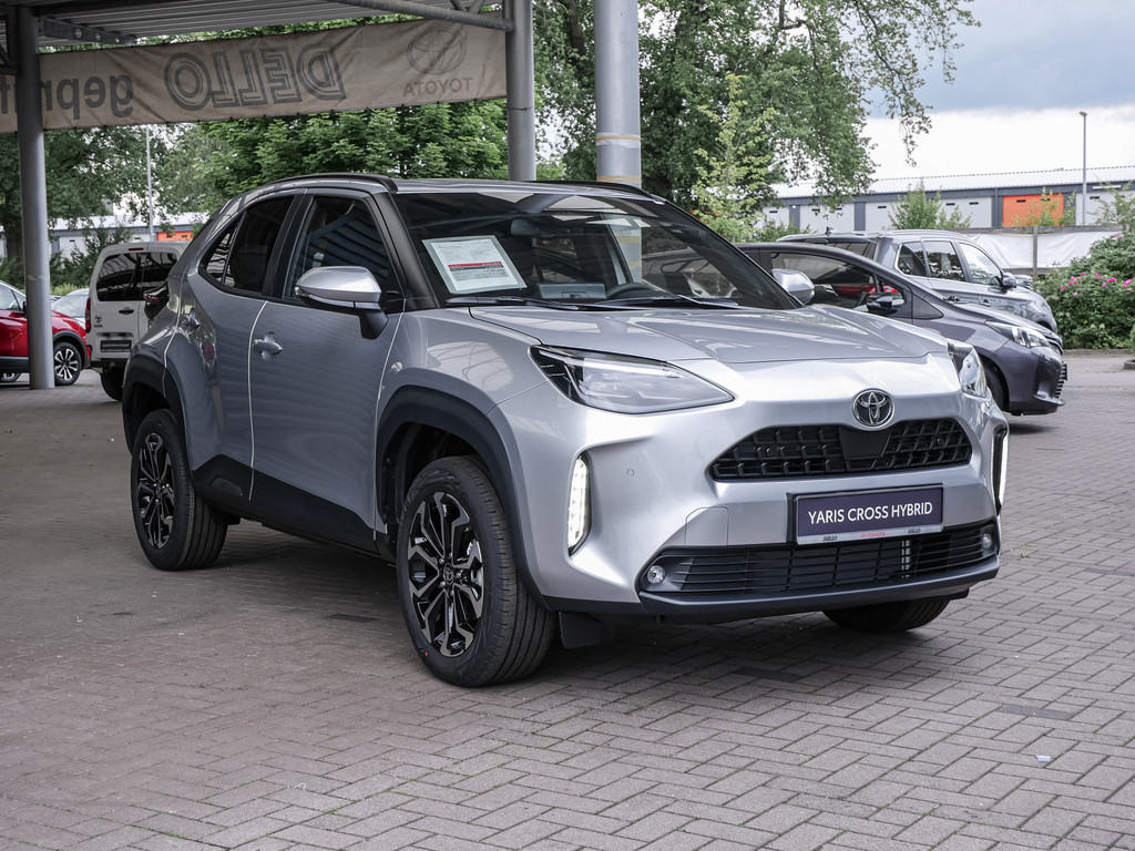Fahrzeugansicht TOYOTA Yaris Cross 1.5 Hybrid FWD Teamplayer - Bild 23