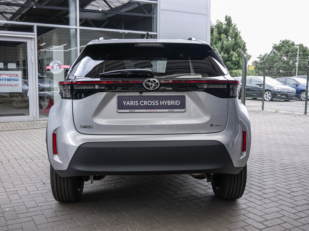 Fahrzeugansicht TOYOTA Yaris Cross 1.5 Hybrid FWD Teamplayer - Bild 37