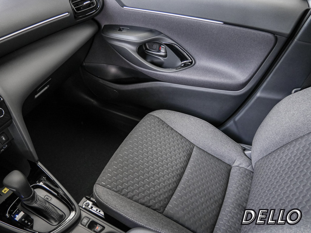 Fahrzeugansicht TOYOTA Yaris Cross 1.5 Hybrid FWD Teamplayer - Bild 20