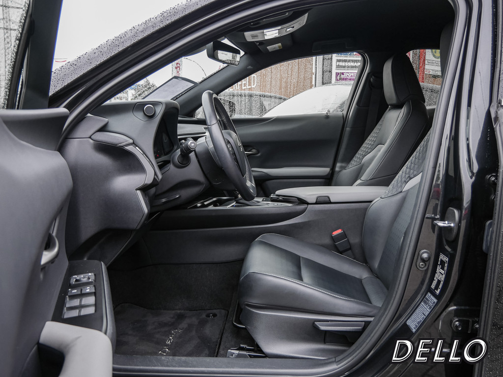 Fahrzeugansicht LEXUS UX 250h Style+ Ed. - Bild 2