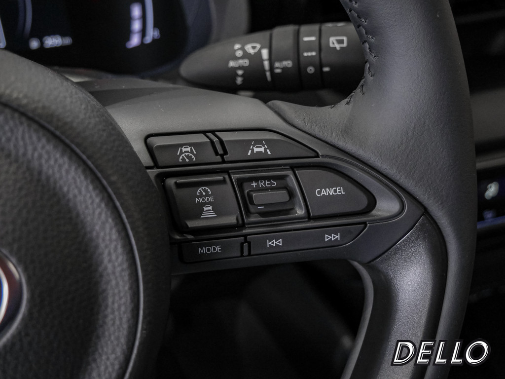 Fahrzeugansicht TOYOTA Yaris 1.5 Hybrid Teamplayer - Bild 28