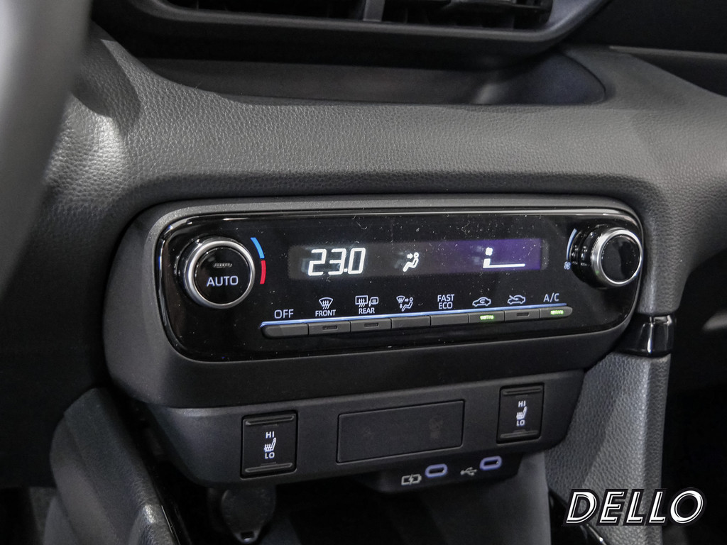 Fahrzeugansicht TOYOTA Yaris 1.5 Hybrid Teamplayer - Bild 16