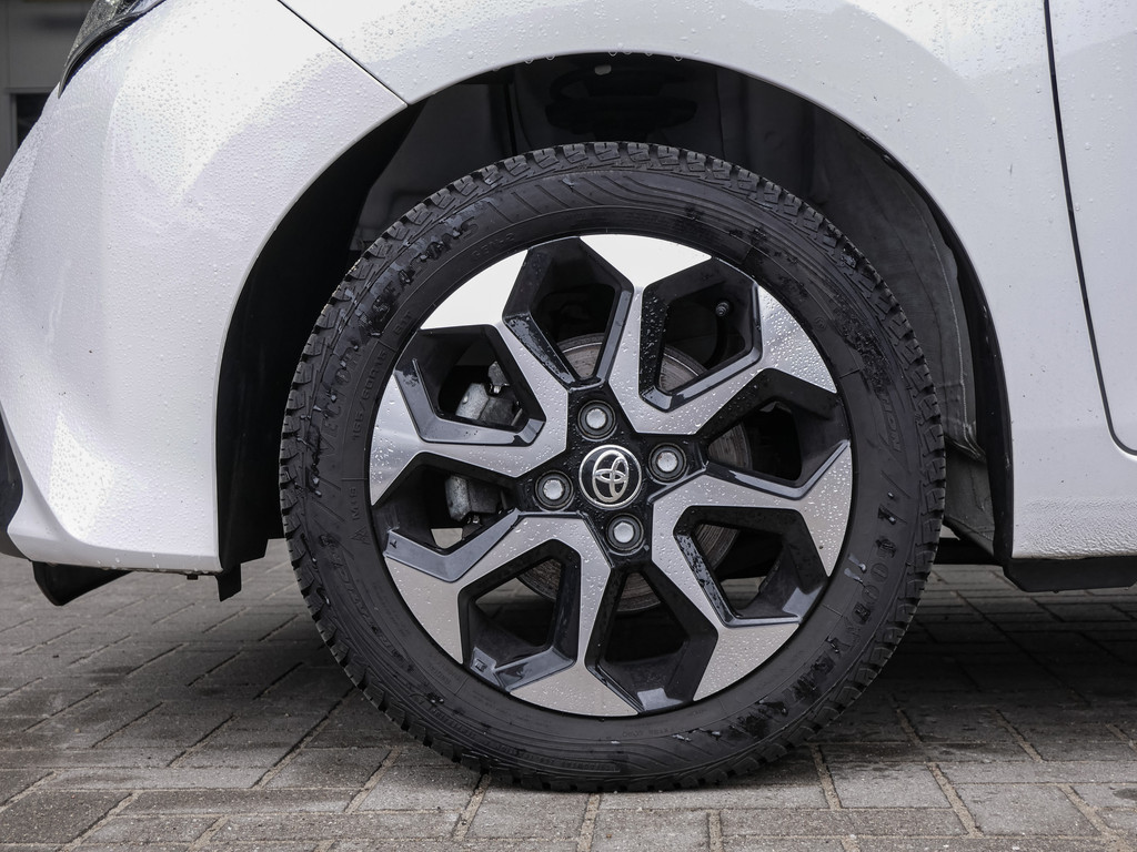 Fahrzeugansicht TOYOTA Aygo 1.0 X Team D - Bild 2