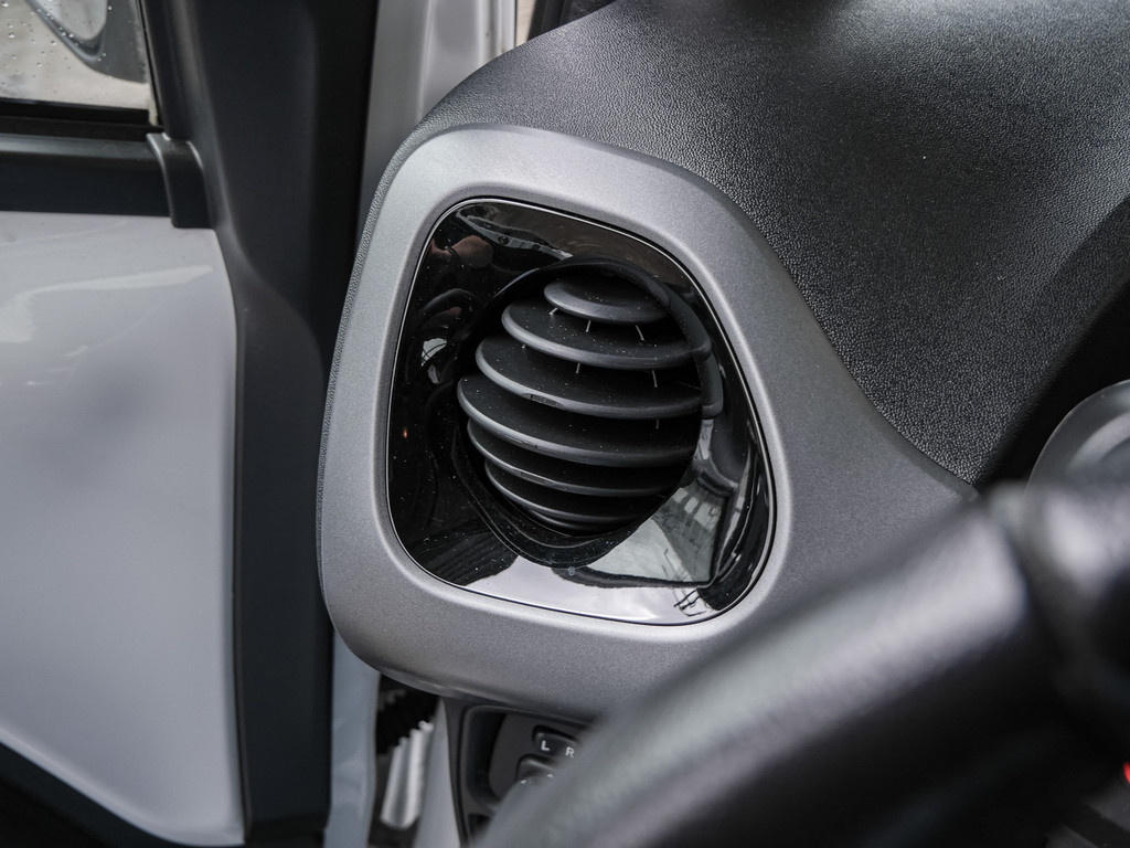 Fahrzeugansicht TOYOTA Aygo 1.0 X Team D - Bild 30