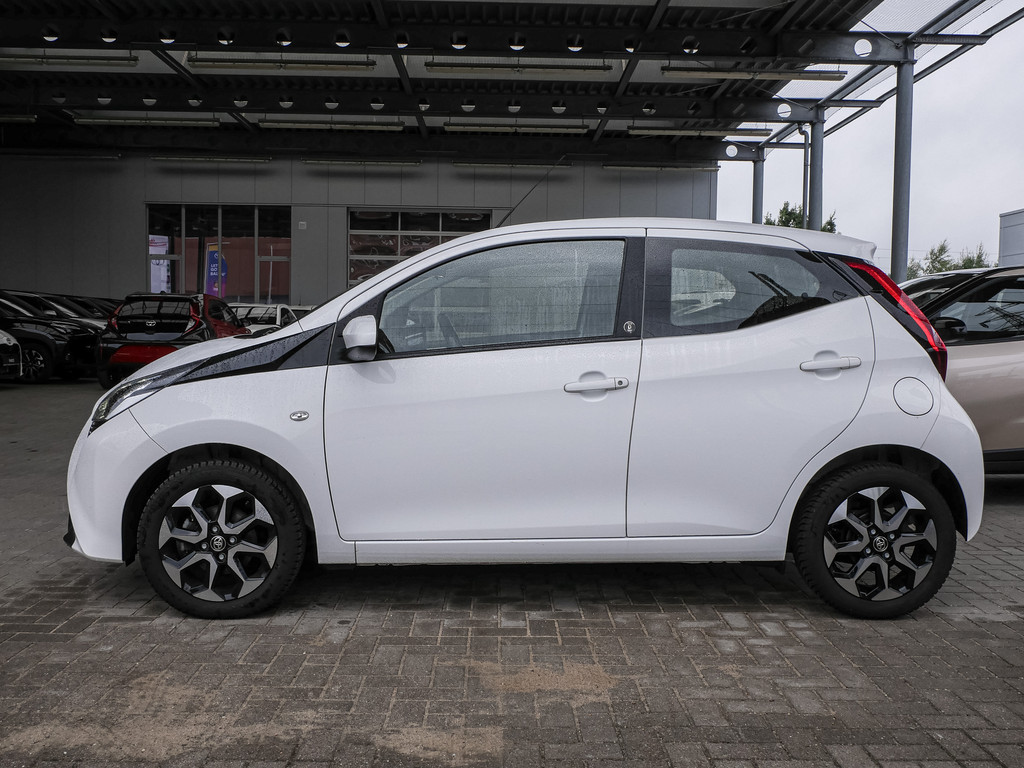 Fahrzeugansicht TOYOTA Aygo 1.0 X Team D - Bild 42