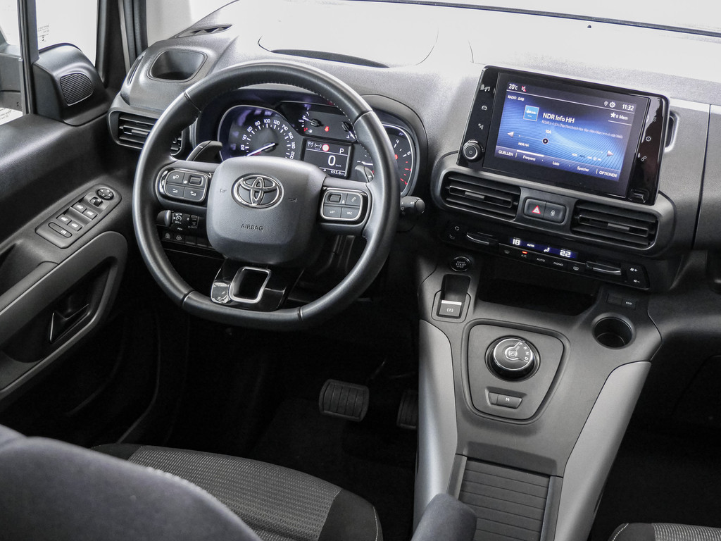 Fahrzeugansicht TOYOTA Proace City Verso 1.2 Turbo Team D - Bild 13