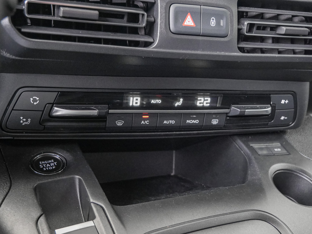 Fahrzeugansicht TOYOTA Proace City Verso 1.2 Turbo Team D - Bild 25