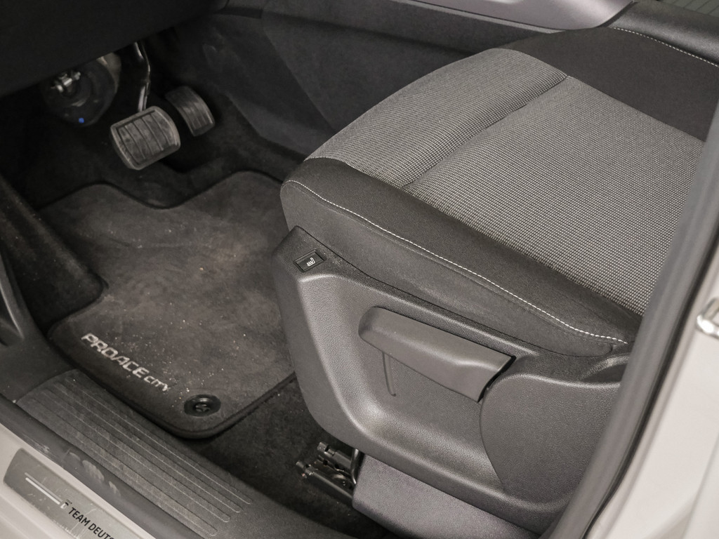 Fahrzeugansicht TOYOTA Proace City Verso 1.2 Turbo Team D - Bild 40