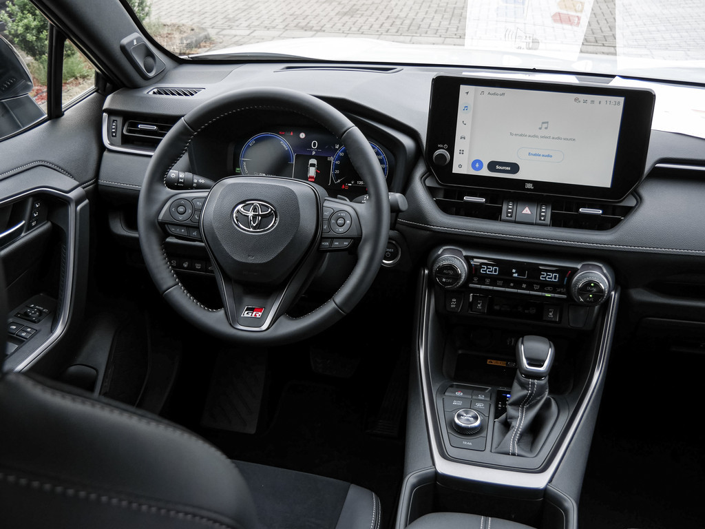 Fahrzeugansicht TOYOTA RAV4 2.5 Plug-in Hybrid 4x4 - Bild 8