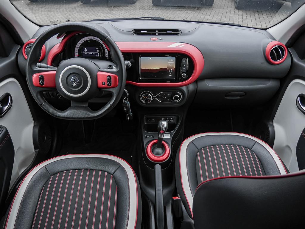 Fahrzeugansicht RENAULT Twingo 1.0 Limited - Bild 6