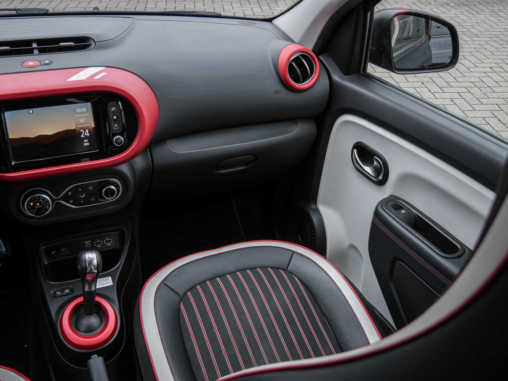 Fahrzeugansicht RENAULT Twingo 1.0 Limited - Bild 8