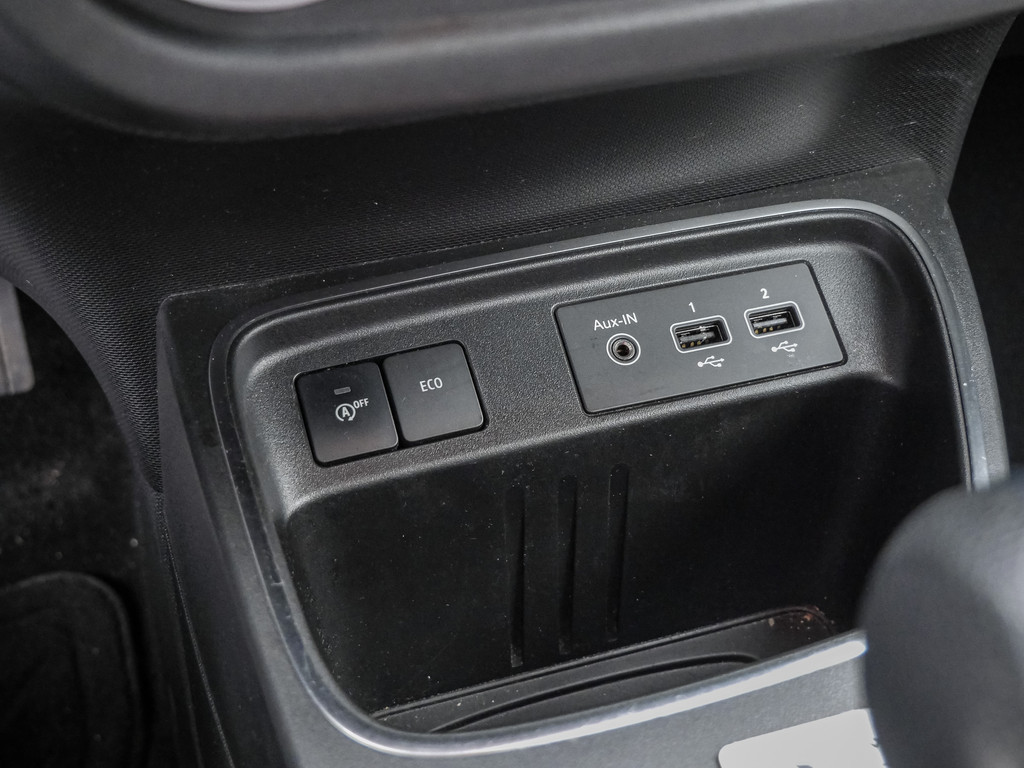 Fahrzeugansicht RENAULT Twingo 1.0 Limited - Bild 19