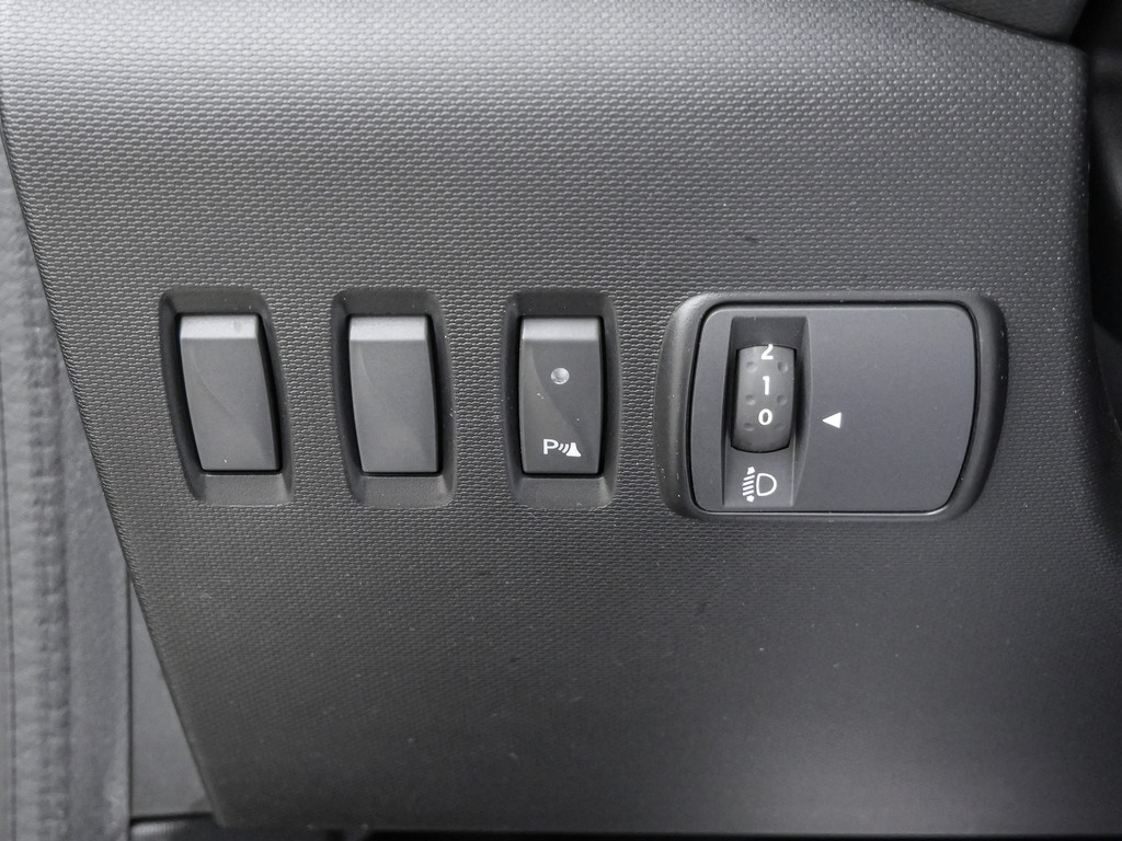 Fahrzeugansicht RENAULT Twingo 1.0 Limited - Bild 30
