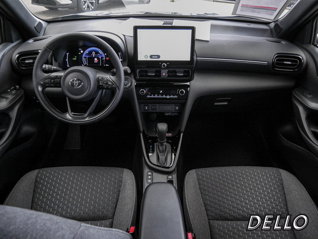 Fahrzeugansicht TOYOTA Yaris Cross 1.5 Hybrid FWD Teamplayer Safety + Winter - Bild 8