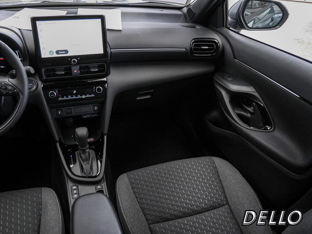 Fahrzeugansicht TOYOTA Yaris Cross 1.5 Hybrid FWD Teamplayer Safety + Winter - Bild 10