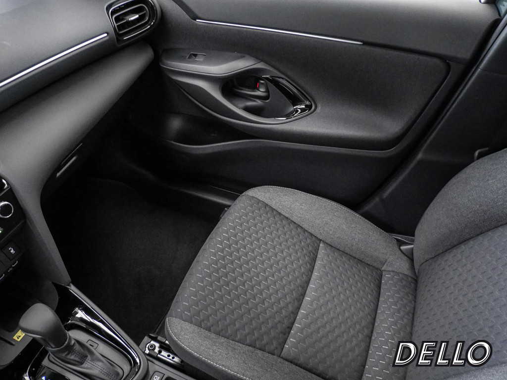 Fahrzeugansicht TOYOTA Yaris Cross 1.5 Hybrid FWD Teamplayer - Bild 24
