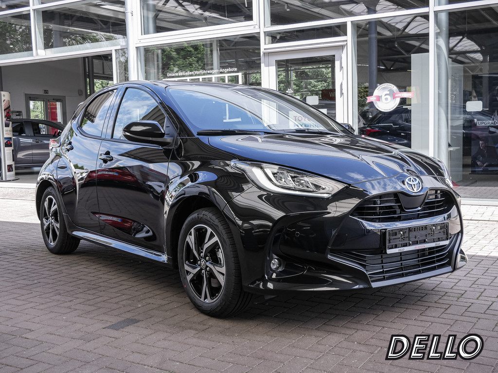Fahrzeugansicht TOYOTA Yaris 1.5 Hybrid Teamplayer - Bild 23
