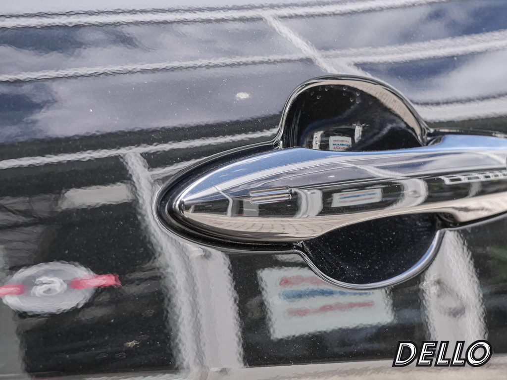 Fahrzeugansicht TOYOTA Yaris 1.5 Hybrid Teamplayer - Bild 2