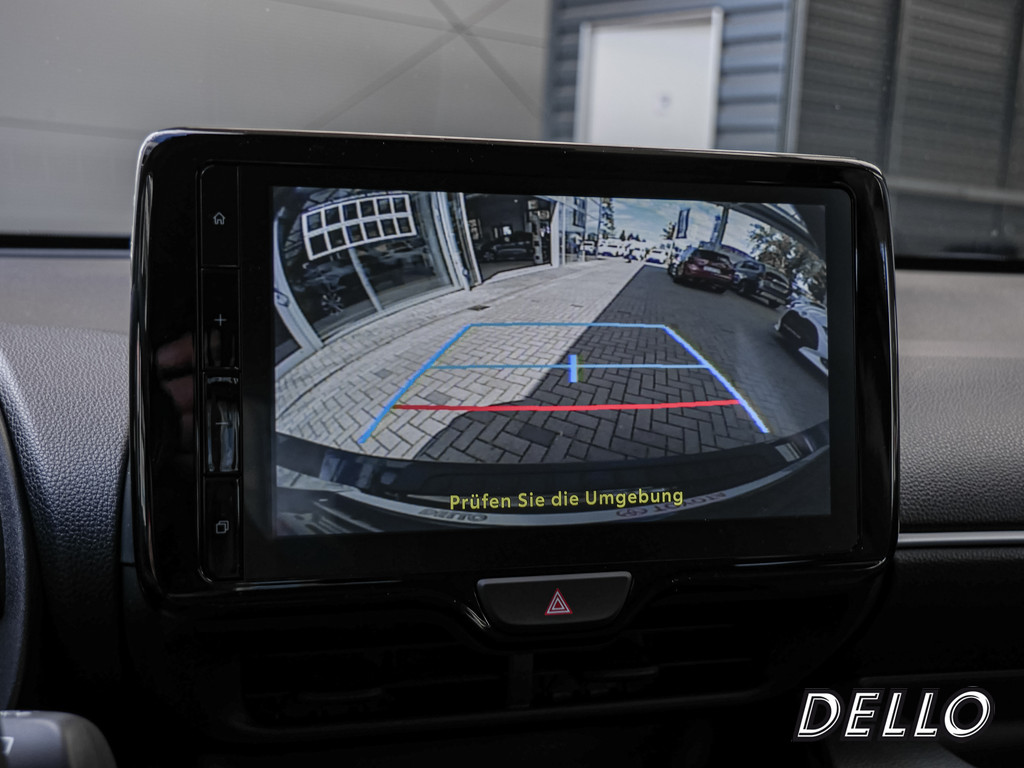 Fahrzeugansicht TOYOTA Yaris 1.5 Hybrid Teamplayer - Bild 15