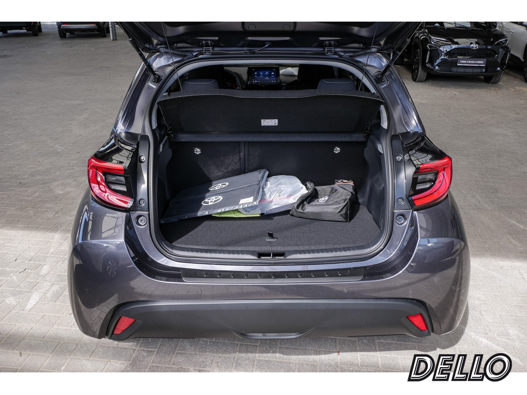 Fahrzeugansicht TOYOTA Yaris 1.5 Hybrid Teamplayer - Bild 5