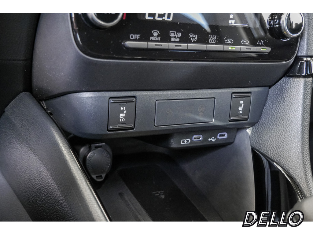 Fahrzeugansicht TOYOTA Yaris 1.5 Hybrid Teamplayer - Bild 19