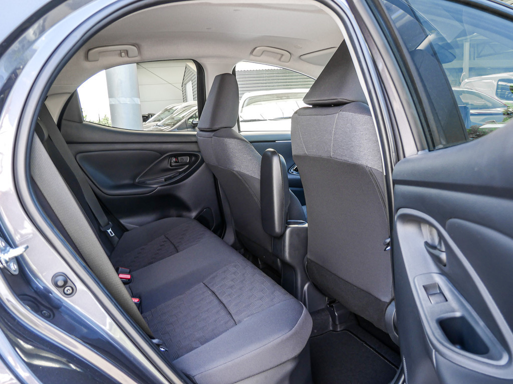 Fahrzeugansicht TOYOTA Yaris 1.5 Hybrid Teamplayer - Bild 6