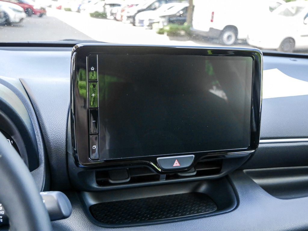 Fahrzeugansicht TOYOTA Yaris 1.5 Hybrid Teamplayer - Bild 11