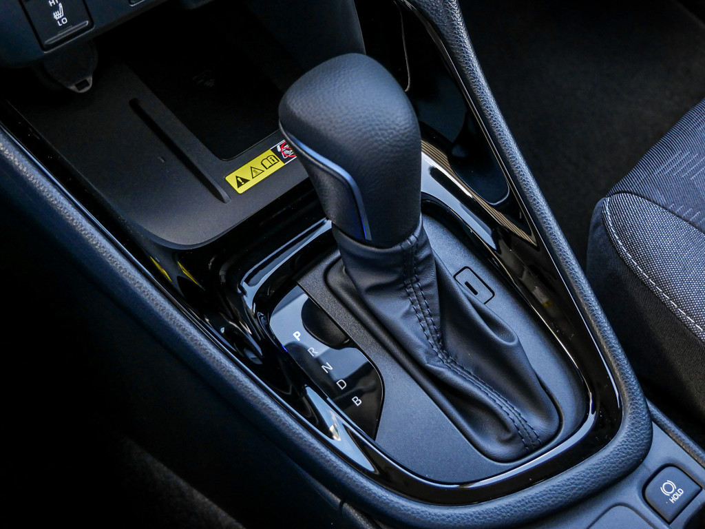 Fahrzeugansicht TOYOTA Yaris 1.5 Hybrid Teamplayer - Bild 16