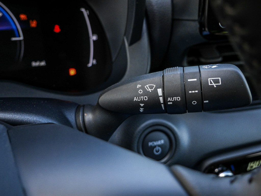 Fahrzeugansicht TOYOTA Yaris 1.5 Hybrid Teamplayer - Bild 22