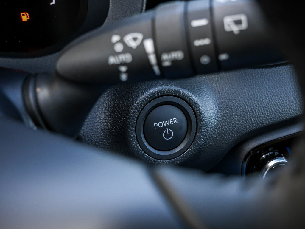 Fahrzeugansicht TOYOTA Yaris 1.5 Hybrid Teamplayer - Bild 24