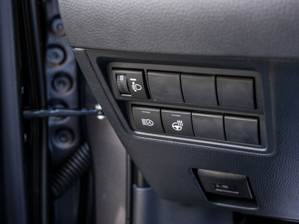 Fahrzeugansicht TOYOTA Yaris 1.5 Hybrid Teamplayer - Bild 28