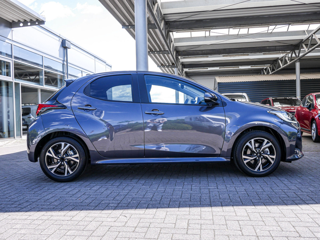 Fahrzeugansicht TOYOTA Yaris 1.5 Hybrid Teamplayer - Bild 33