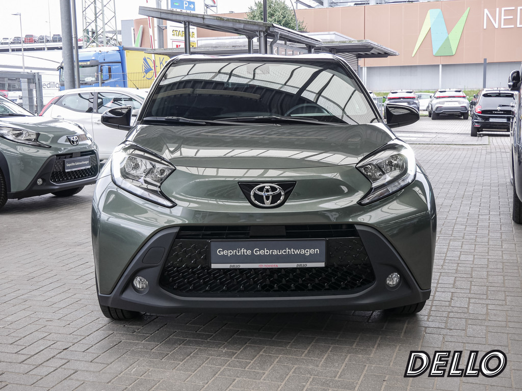 Fahrzeugansicht TOYOTA Yaris Cross 1.5 Hybrid FWD Teamplayer - Bild 31