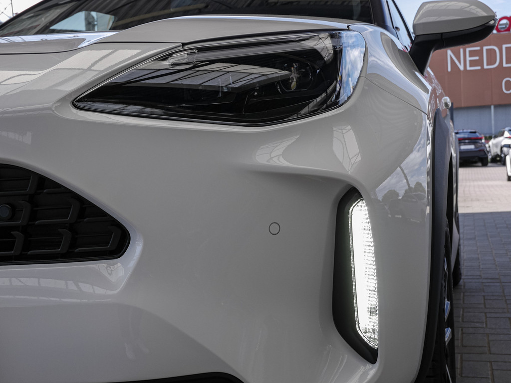 Fahrzeugansicht TOYOTA Yaris Cross 1.5 Hybrid FWD Teamplayer - Bild 4