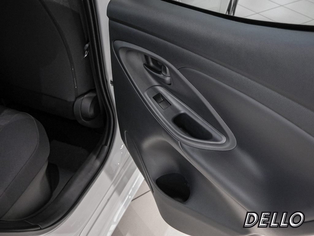 Fahrzeugansicht TOYOTA Yaris 1.5 Hybrid Teamplayer - Bild 3
