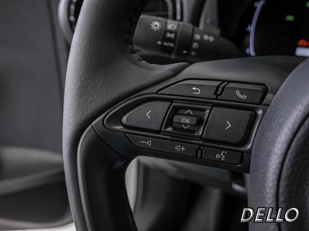 Fahrzeugansicht TOYOTA Yaris 1.5 Hybrid Teamplayer inkl.WKR +Safety+Comfortpaket - Bild 24