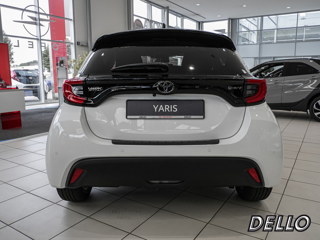 Fahrzeugansicht TOYOTA Yaris 1.5 Hybrid Teamplayer inkl.WKR +Safety+Comfortpaket - Bild 34