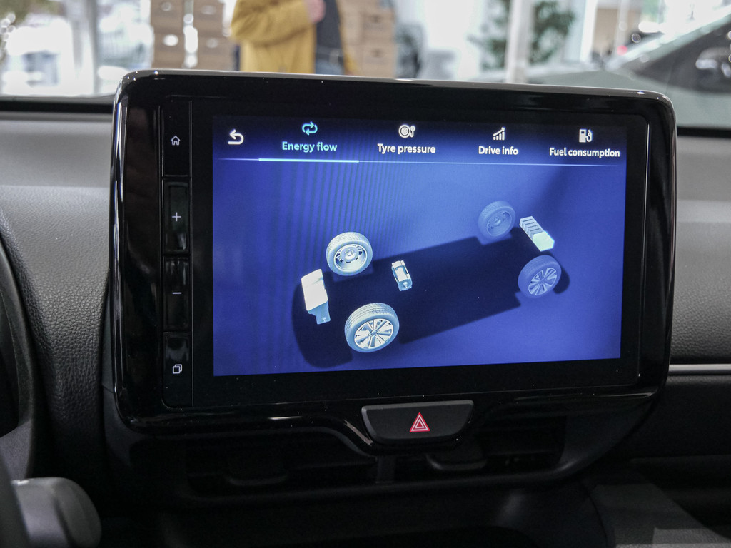 Fahrzeugansicht TOYOTA Yaris 1.5 Hybrid Teamplayer inkl.WKR +Safety+Comfortpaket - Bild 9