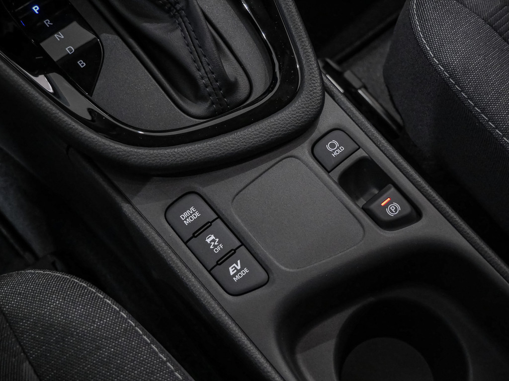 Fahrzeugansicht TOYOTA Yaris 1.5 Hybrid Teamplayer inkl.WKR +Safety+Comfortpaket - Bild 17