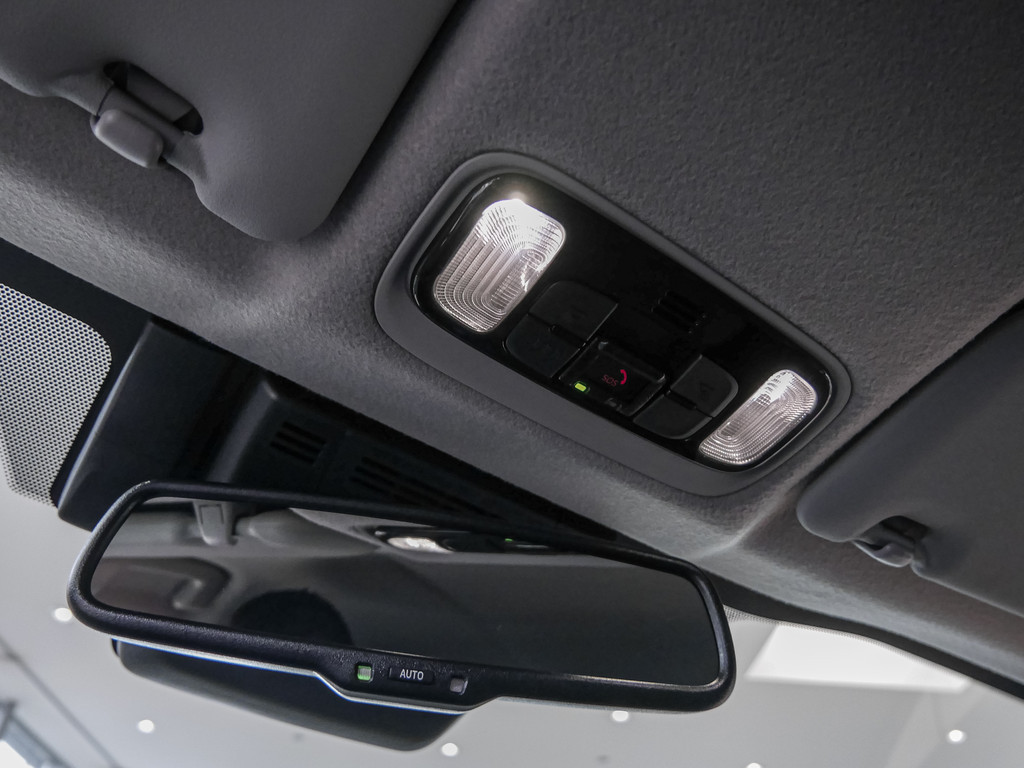 Fahrzeugansicht TOYOTA Yaris 1.5 Hybrid Teamplayer inkl.WKR +Safety+Comfortpaket - Bild 19