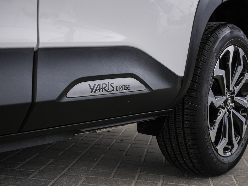 Fahrzeugansicht TOYOTA Yaris Cross Hybrid 1.5 VVT-i Team Deutschland - Bild 3