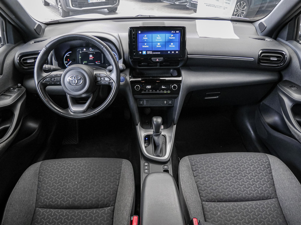 Fahrzeugansicht TOYOTA Yaris Cross Hybrid 1.5 VVT-i Team Deutschland - Bild 9