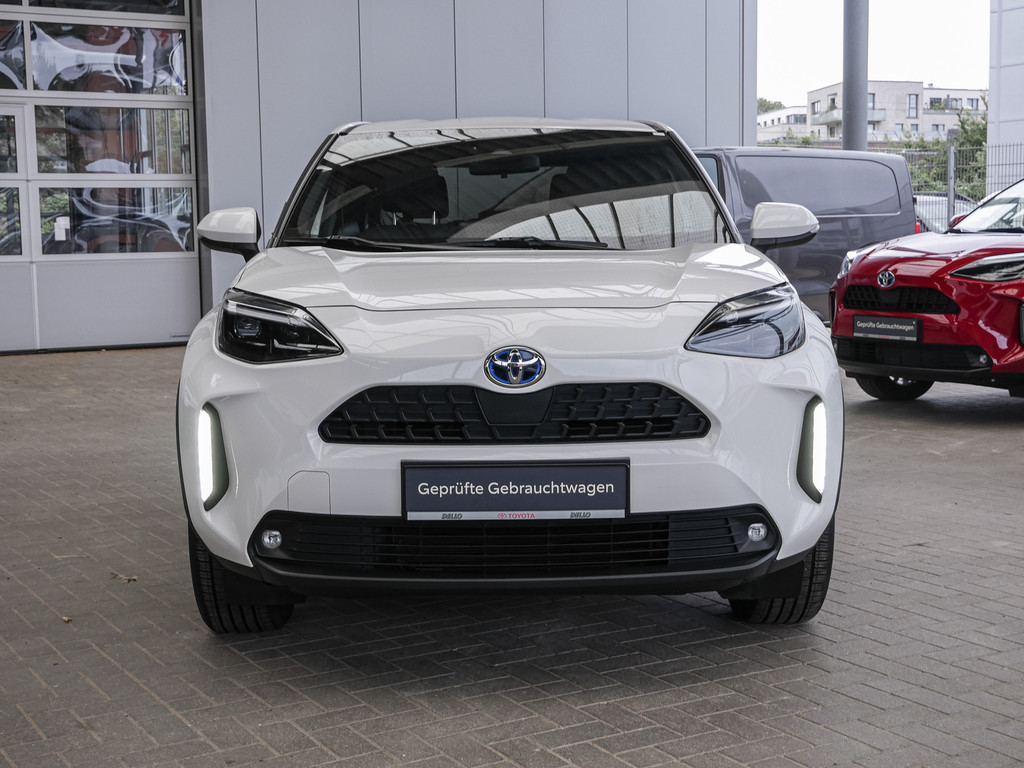 Fahrzeugansicht TOYOTA Yaris Cross Hybrid 1.5 VVT-i Team Deutschland - Bild 12