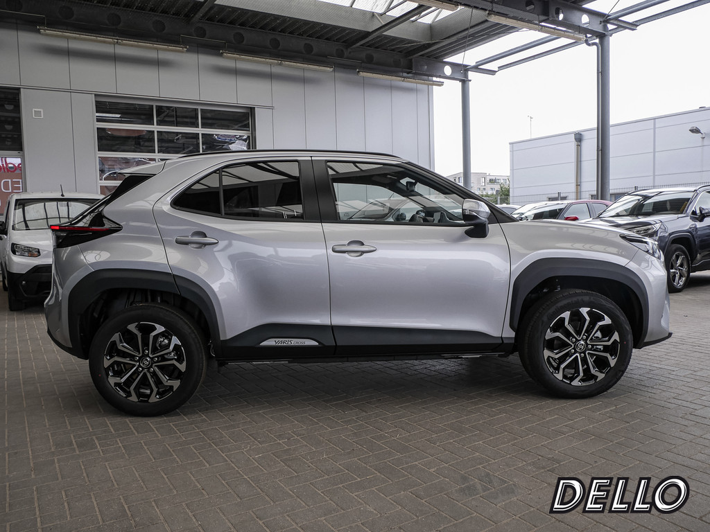 Fahrzeugansicht TOYOTA Yaris Cross 1.5 Hybrid FWD Teamplayer - Bild 34