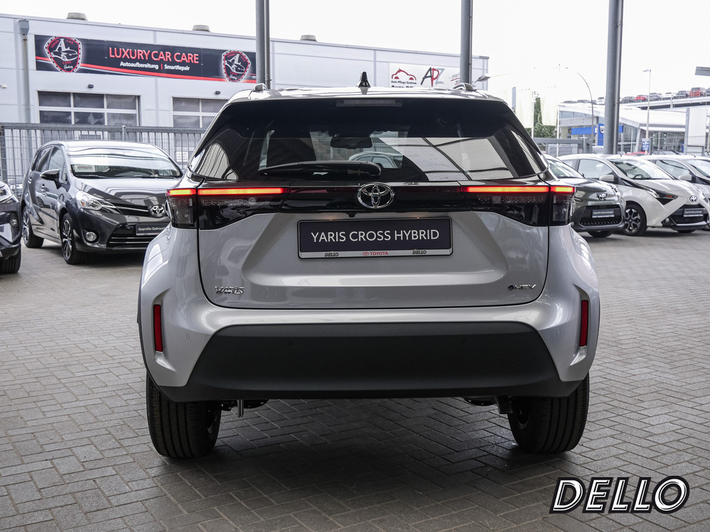 Fahrzeugansicht TOYOTA Yaris Cross 1.5 Hybrid FWD Teamplayer - Bild 43