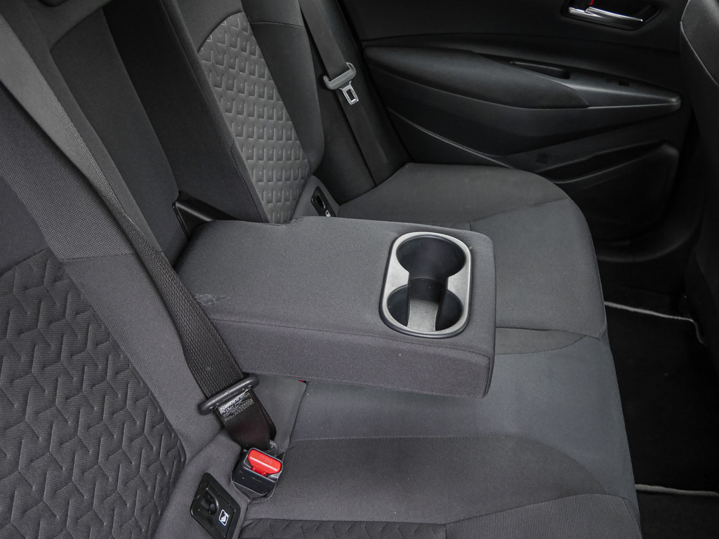 Fahrzeugansicht TOYOTA Corolla Touring Sports 1.8 Hybrid Team D - Bild 14