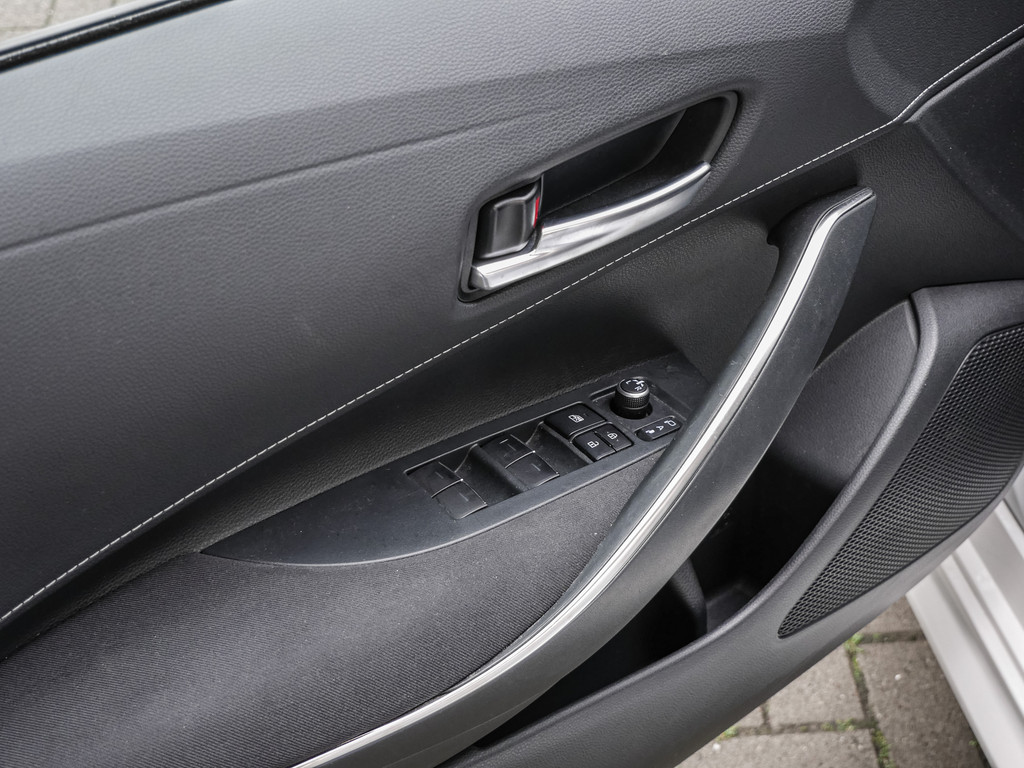 Fahrzeugansicht TOYOTA Corolla Touring Sports 1.8 Hybrid Team D - Bild 38