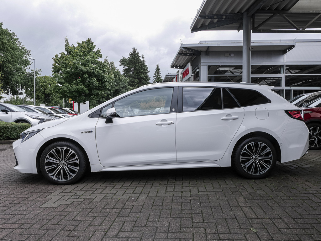 Fahrzeugansicht TOYOTA Corolla Touring Sports 1.8 Hybrid Team D - Bild 43