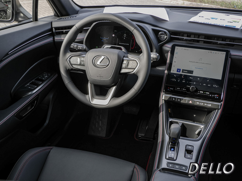Fahrzeugansicht LEXUS LBX Emotion - Bild 8