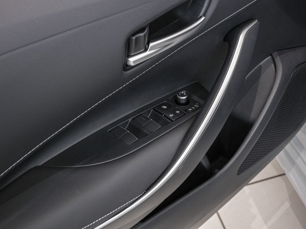 Fahrzeugansicht TOYOTA Corolla TS 1.8 Hybrid Teamplayer inkl. WKR - Bild 35